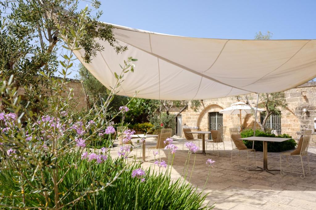 Ogród w obiekcie Masseria Bernardini by Symphonya Luxury Rentals