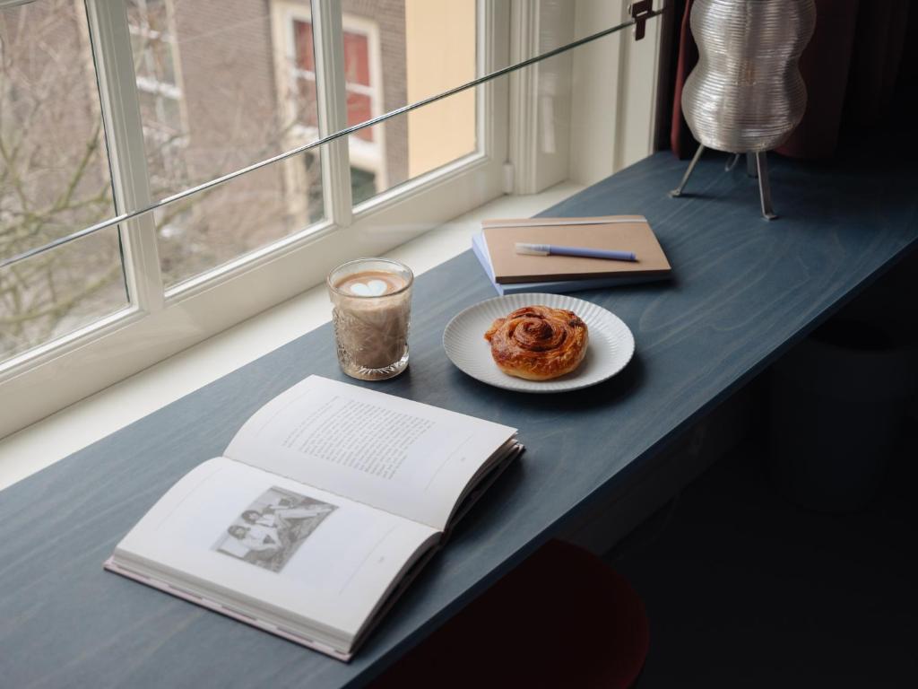 Conscious Hotel Oudegracht - Resim 7