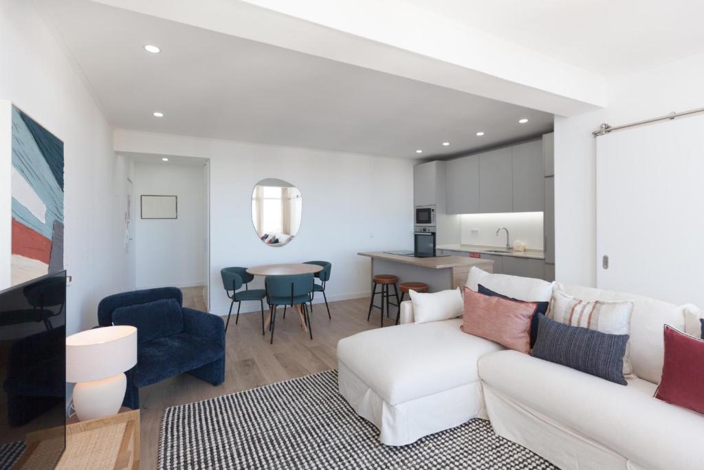 FLH Cascais Sea View Flat