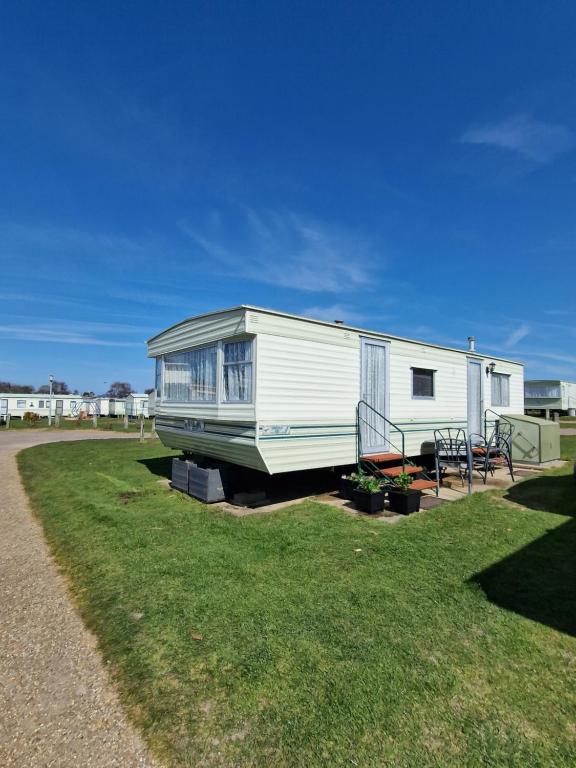 Hemsby Caravan Hire - Housity