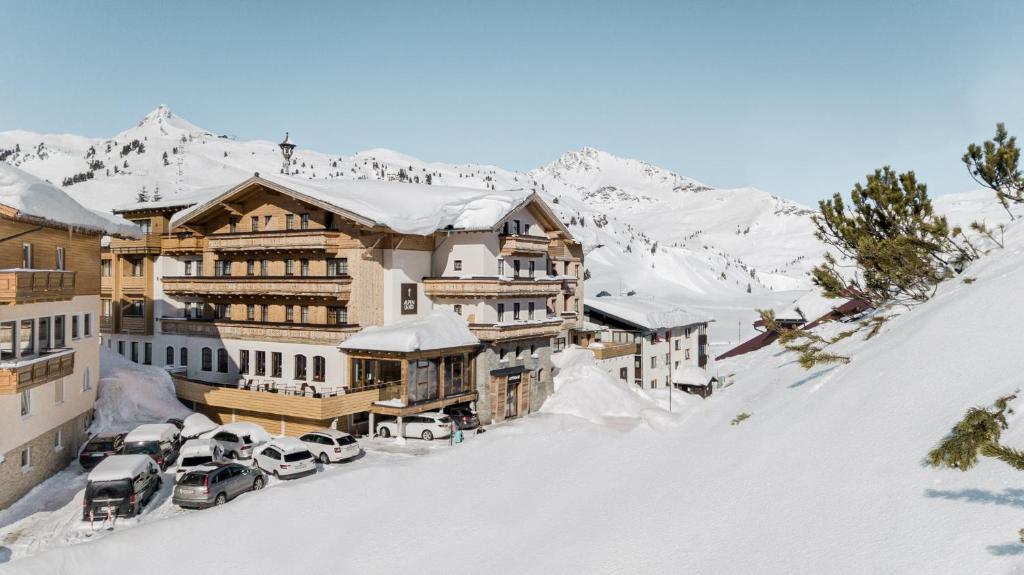 Hotel Alpenland v zimě