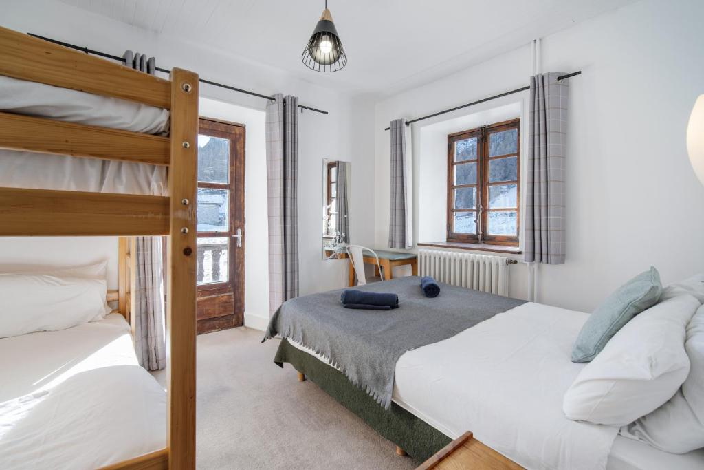 CHALET AUBERGE - Les Mélèzes - Quadruple Room With Mountain View