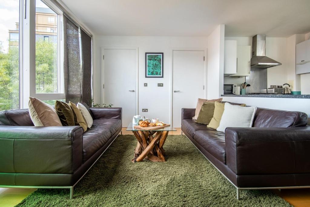 Gallery image of 2BR Brick Lane Hideaway! in London