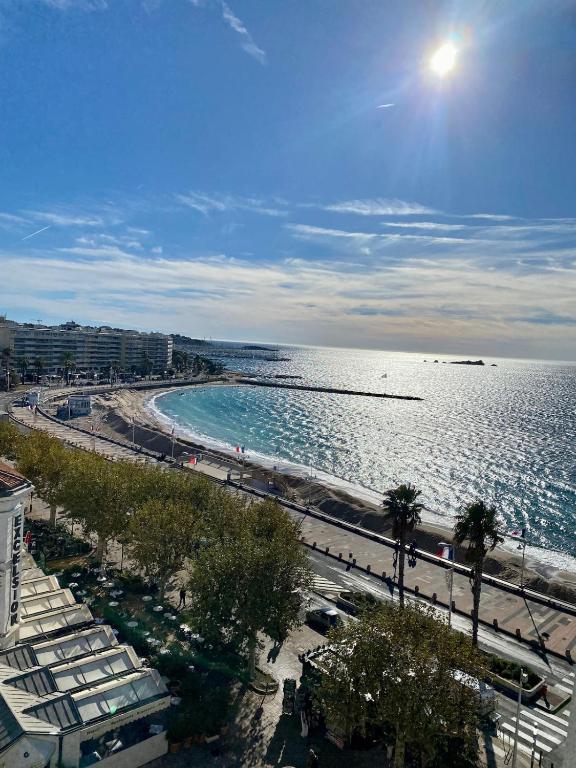 Photo de la galerie de l'établissement Studio - Le Grand Palace, Vue mer, à Saint-Raphaël