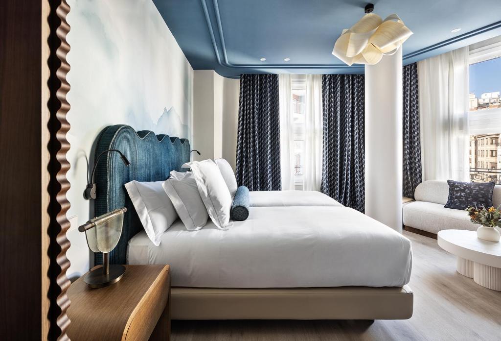 One Shot Puerta Ruzafa - Resim 30