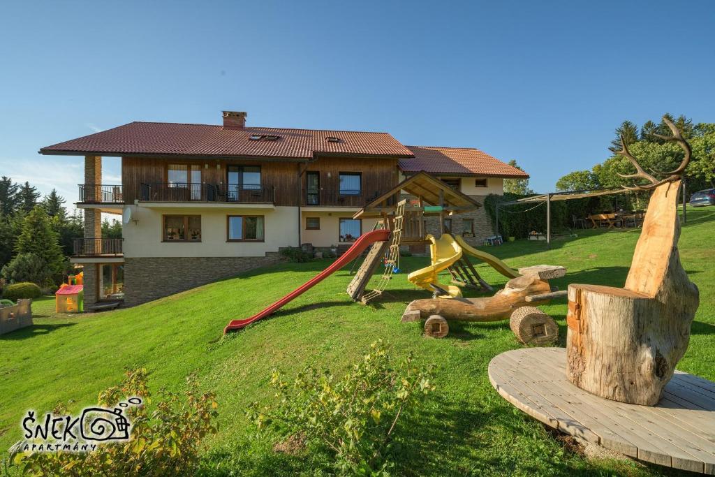 Fotografie z fotogalerie ubytování apartmány Šnek - ať si děti hrají na Benecku