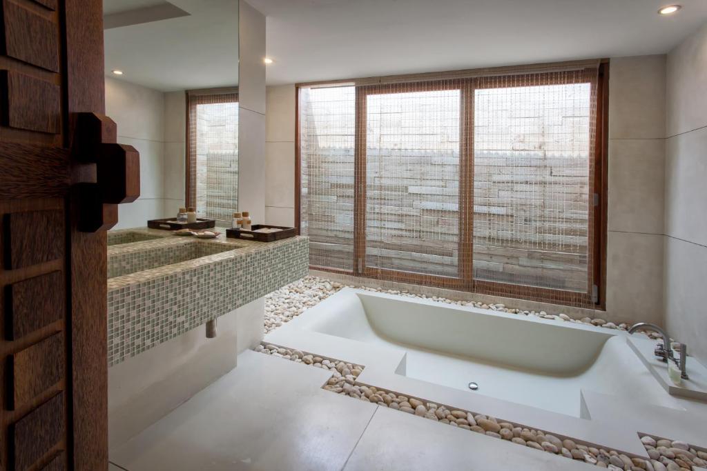 Tango Luxe Beach Villa, Koh Samui - 8