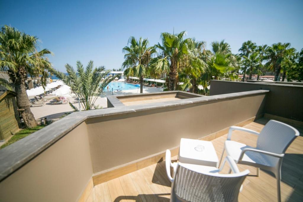 Balkón nebo terasa v ubytování Sailor's Beach Club
