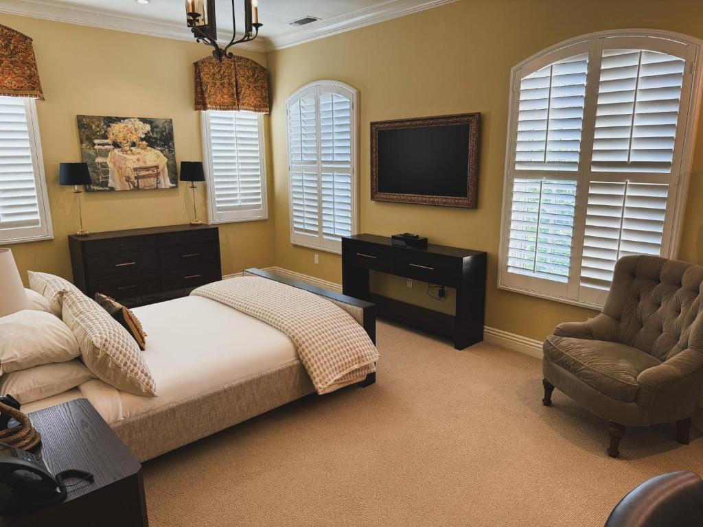 The Villa at Arden Hills - 