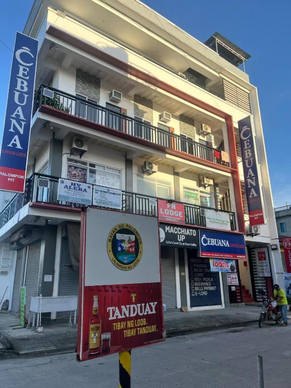 O edifício onde o alojamento de turismo selvagem está situado