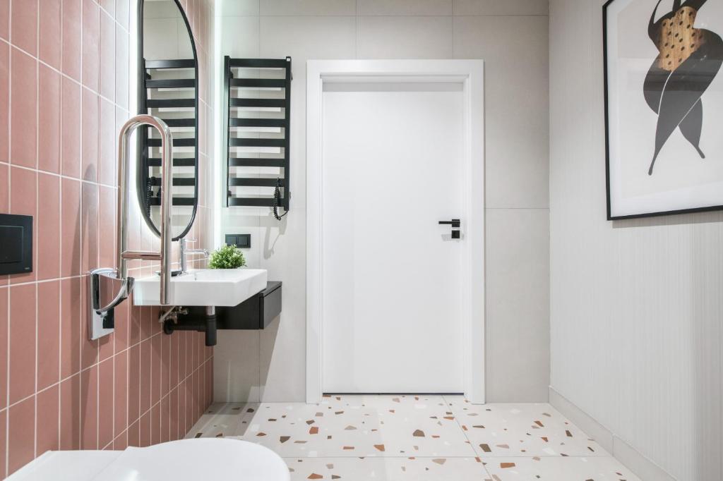 Retro Boutique by NorthSide Apartments - 3