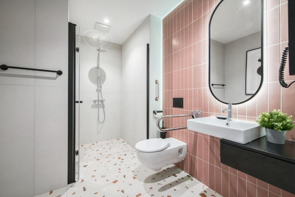 Retro Boutique by NorthSide Apartments - 18