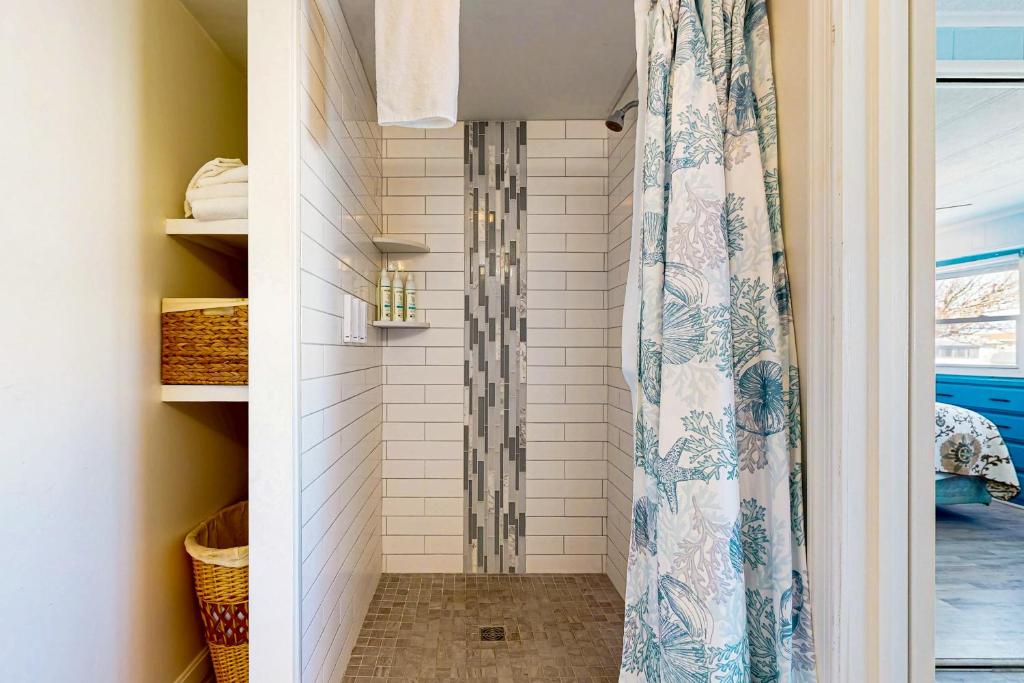 Ein Badezimmer in der Unterkunft Oyster Lane Hideout