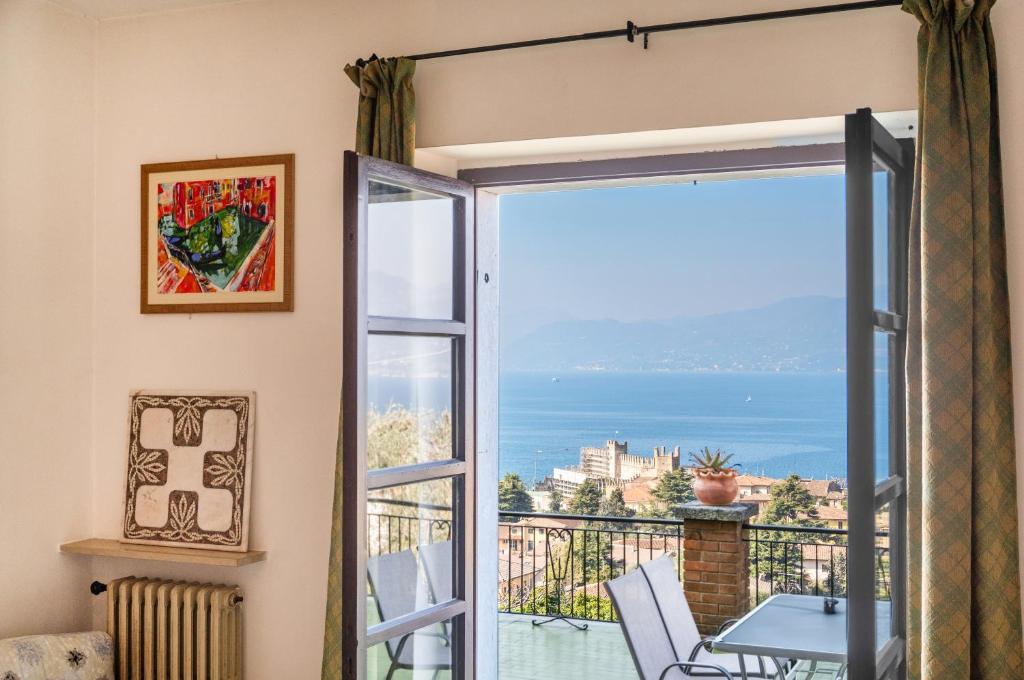 Villa Maria Lake View,7 minuti a piedi dal centro, parcheggio privato - Apartment With Lake View 3