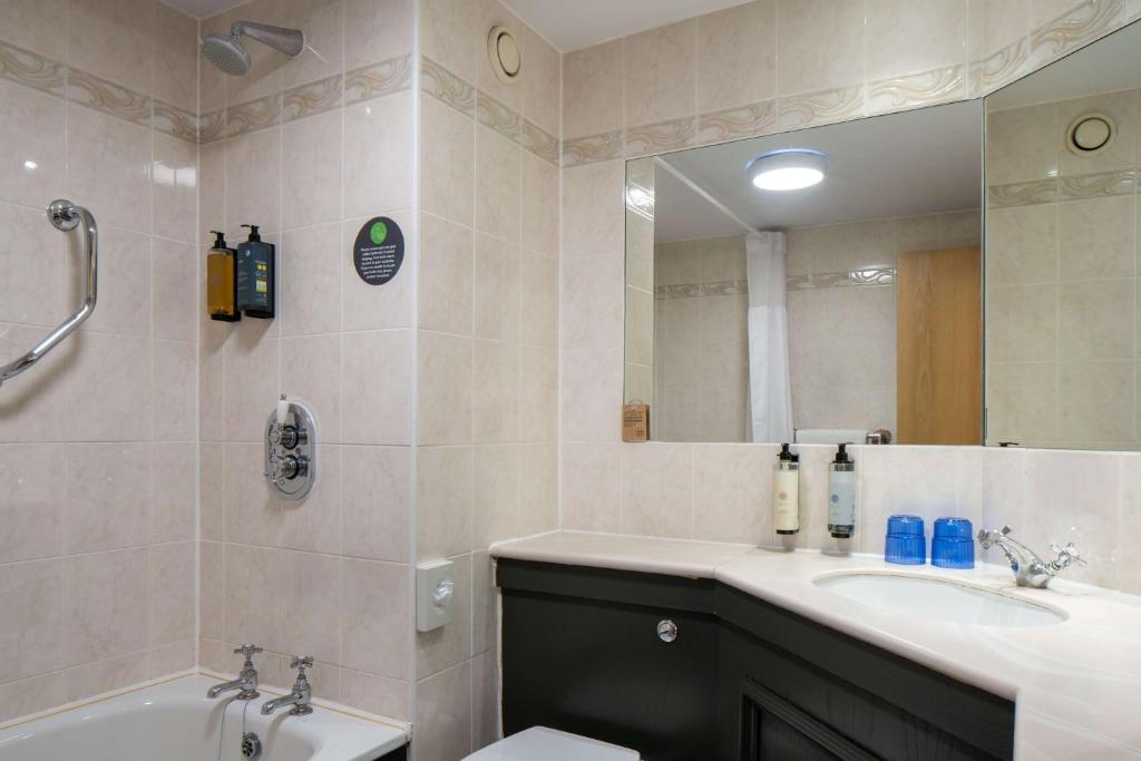 Glasgow Argyle Hotel, BW Signature Collection - Resim 20