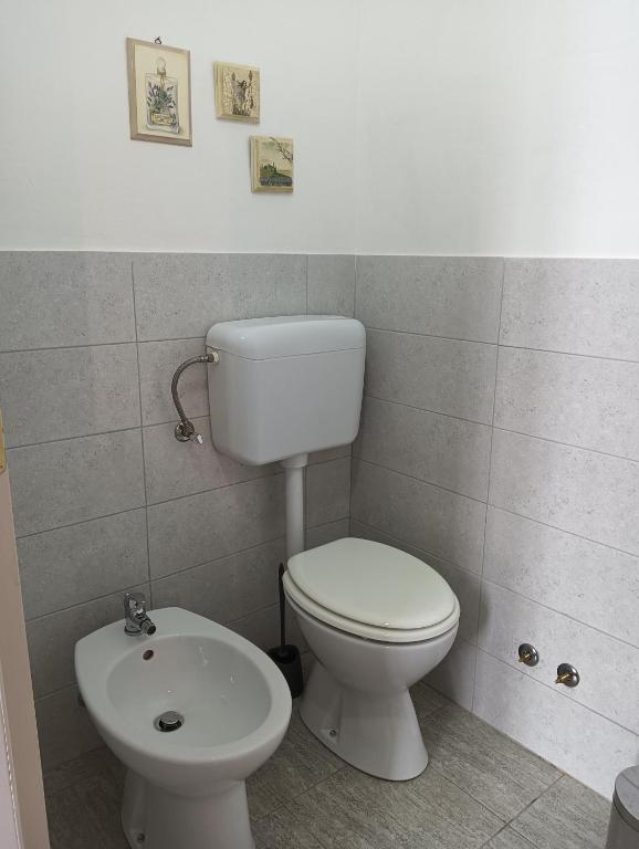 Koupelna v ubytování L'Acero Rosso