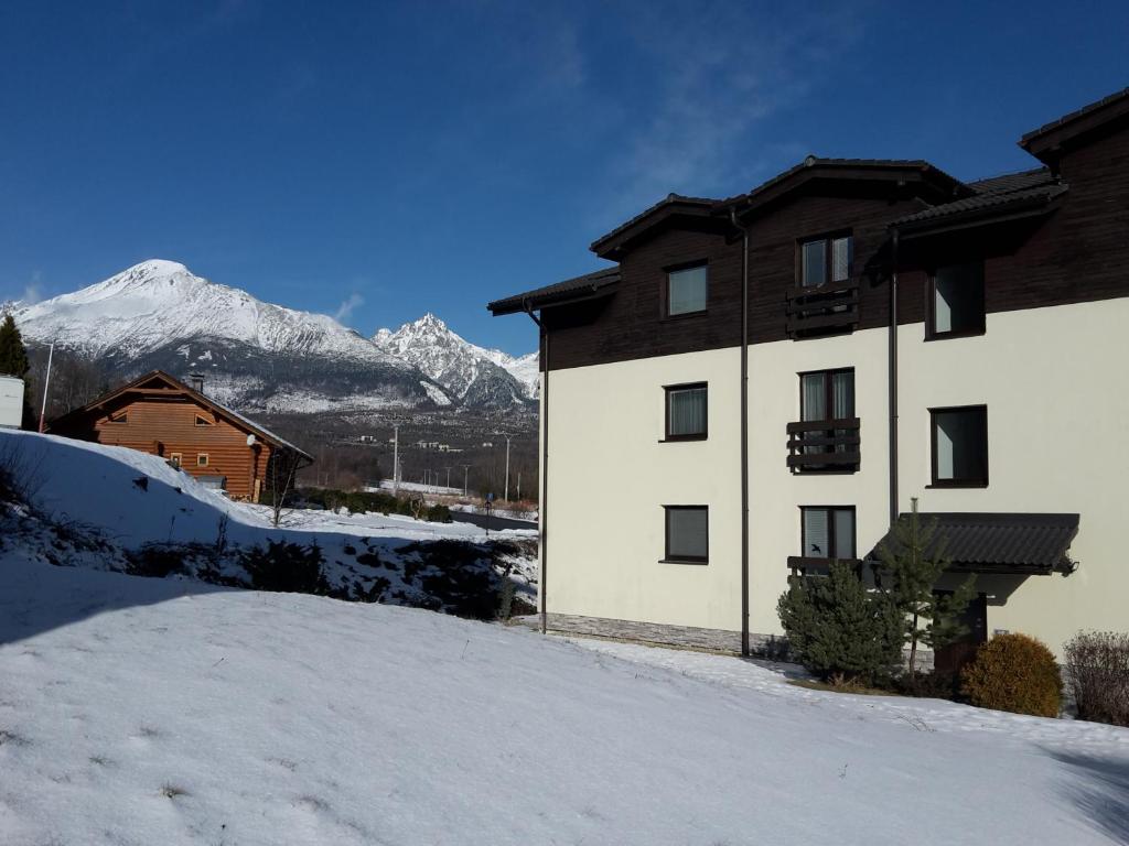 Nespecifikovaný výhled na hory nebo výhled na hory při pohledu z apartmánu