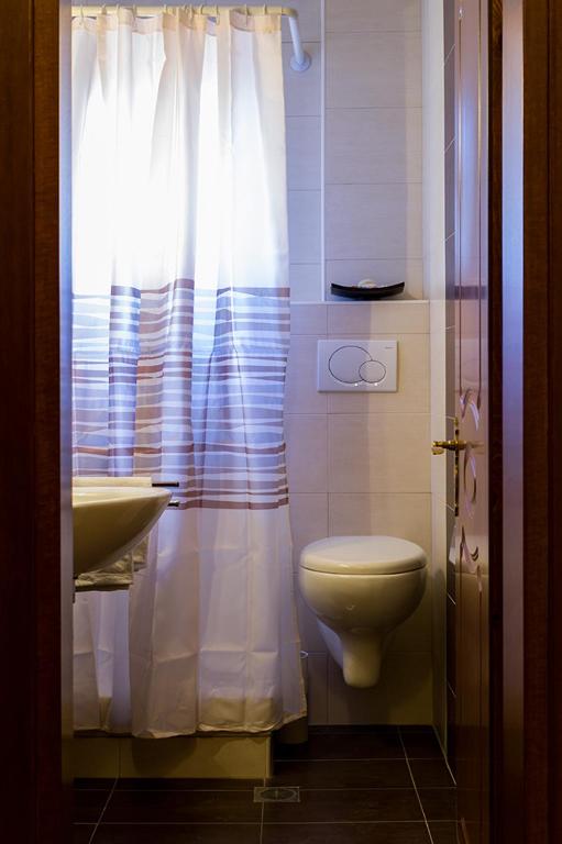 Nepheli Apartments and Studios - 12