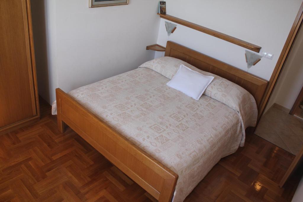 Postel nebo postele na pokoji v ubytování Villa Simpatia