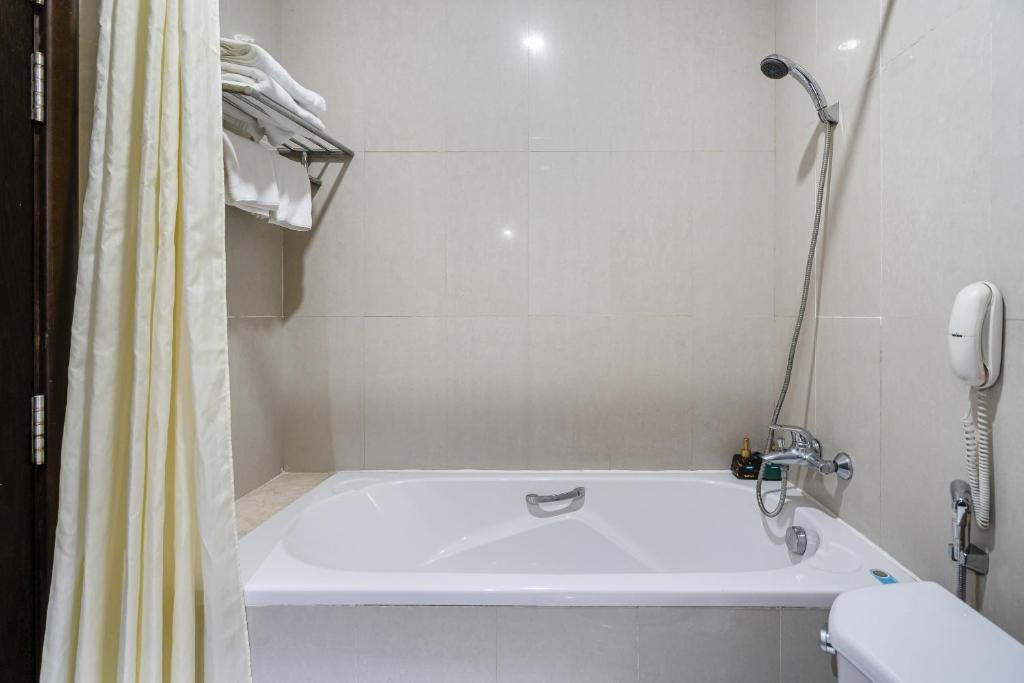 Phòng tắm tại La Bonita Boutique Hotel