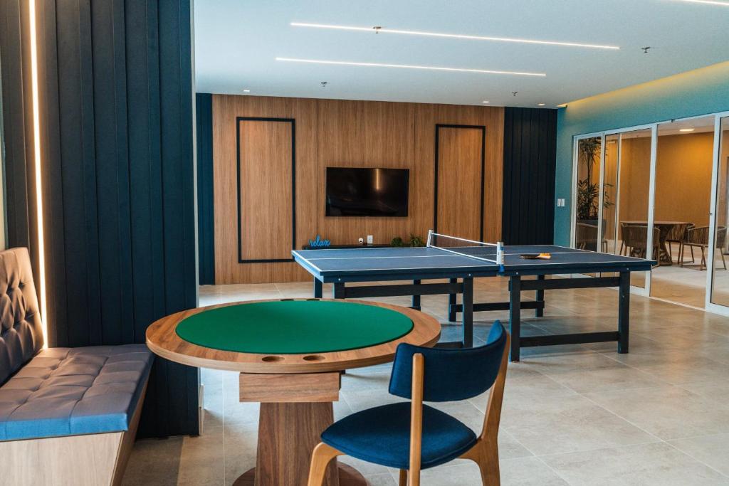Stolní tenis v ubytování Aquarius Residence nebo okolí