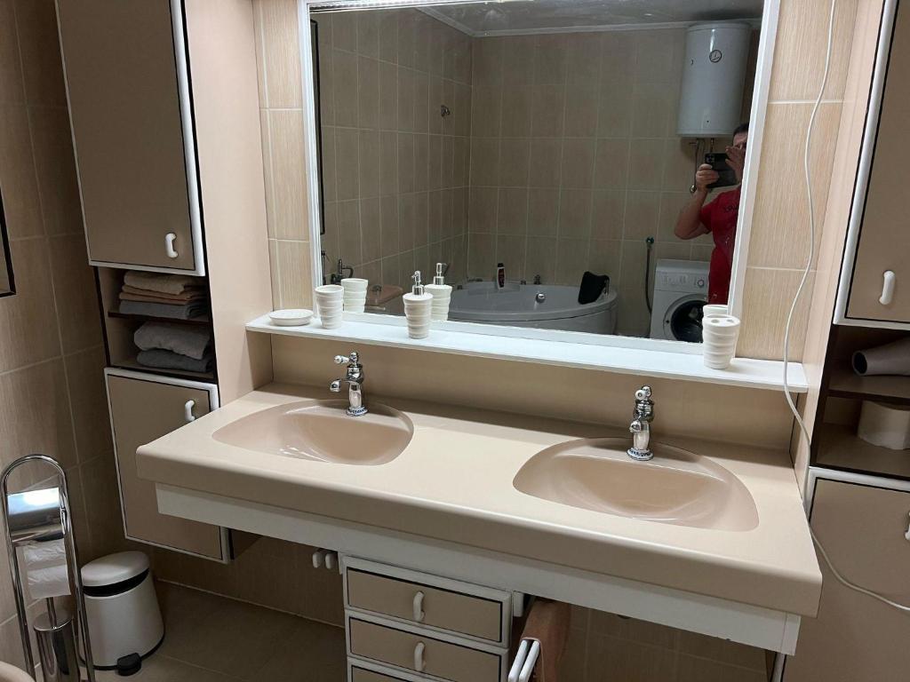 Ένα μπάνιο στο البوسنة