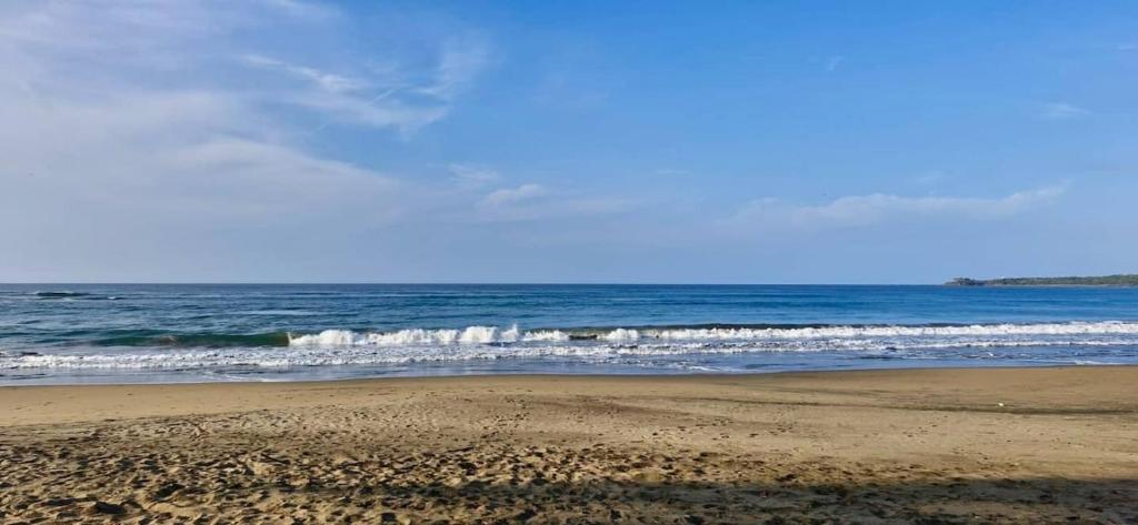 Gallery image of Villa Con Piscina Bbq Y Acceso Privado A La Playa in Los Panamaes