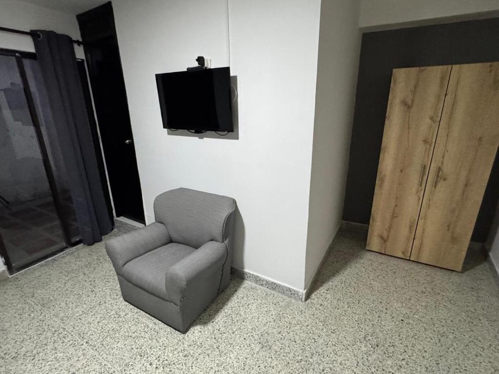 TV a/nebo společenská místnost v ubytování Hotel JC 43