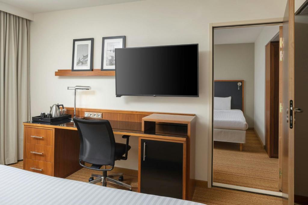 Courtyard by Marriott Toulouse Airport - Resim 27