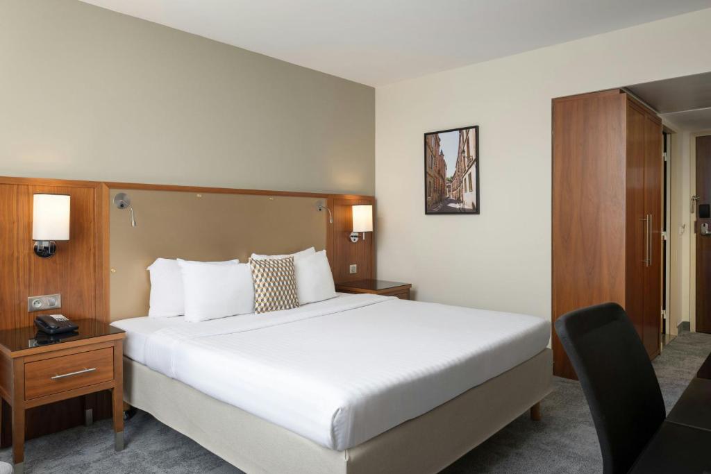 Courtyard by Marriott Toulouse Airport - Resim 26