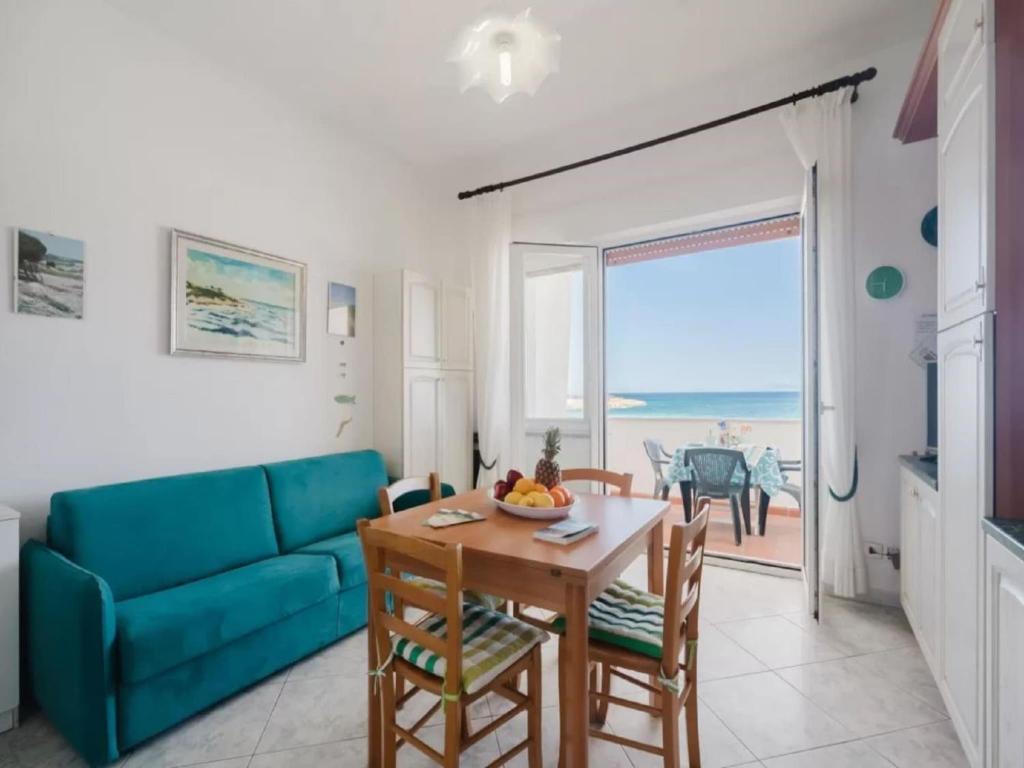 Fotografie z fotogalerie ubytování Apartment in Porto Torres with Private Terrace v destinaci Porto Torres