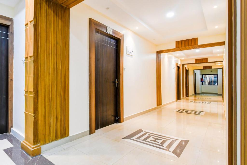 Fotografie z fotogalerie ubytování Hotel O KK A1 Guest House v destinaci Bhuvanéšvar