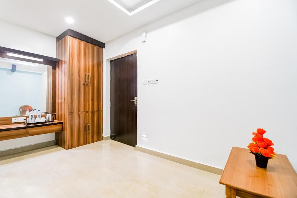 Fotografie z fotogalerie ubytování Hotel O KK A1 Guest House v destinaci Bhuvanéšvar
