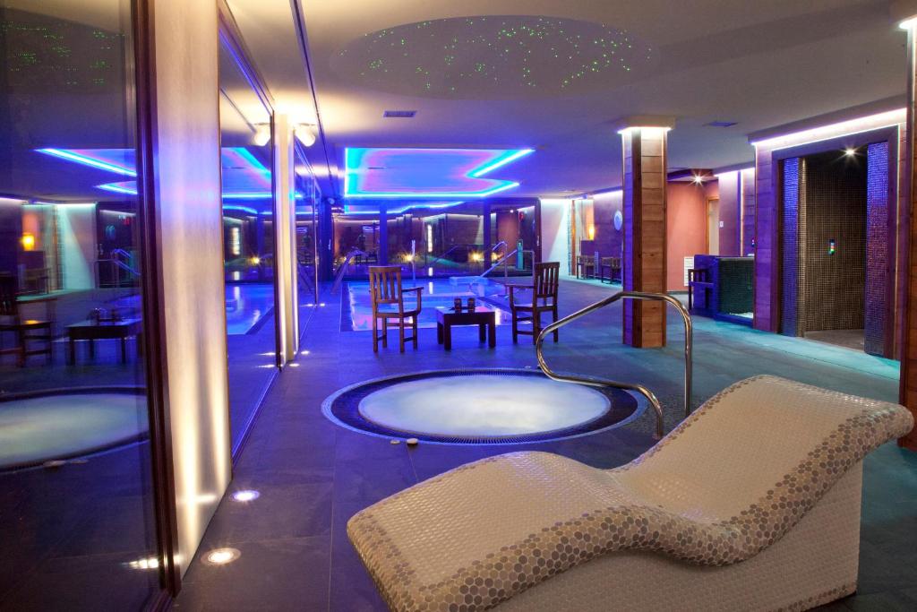 Posezení v ubytování Hotel & SPA Peña Montañesa