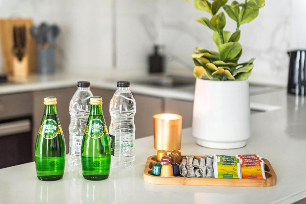 Stella Stays Lana Tower - Resim 36