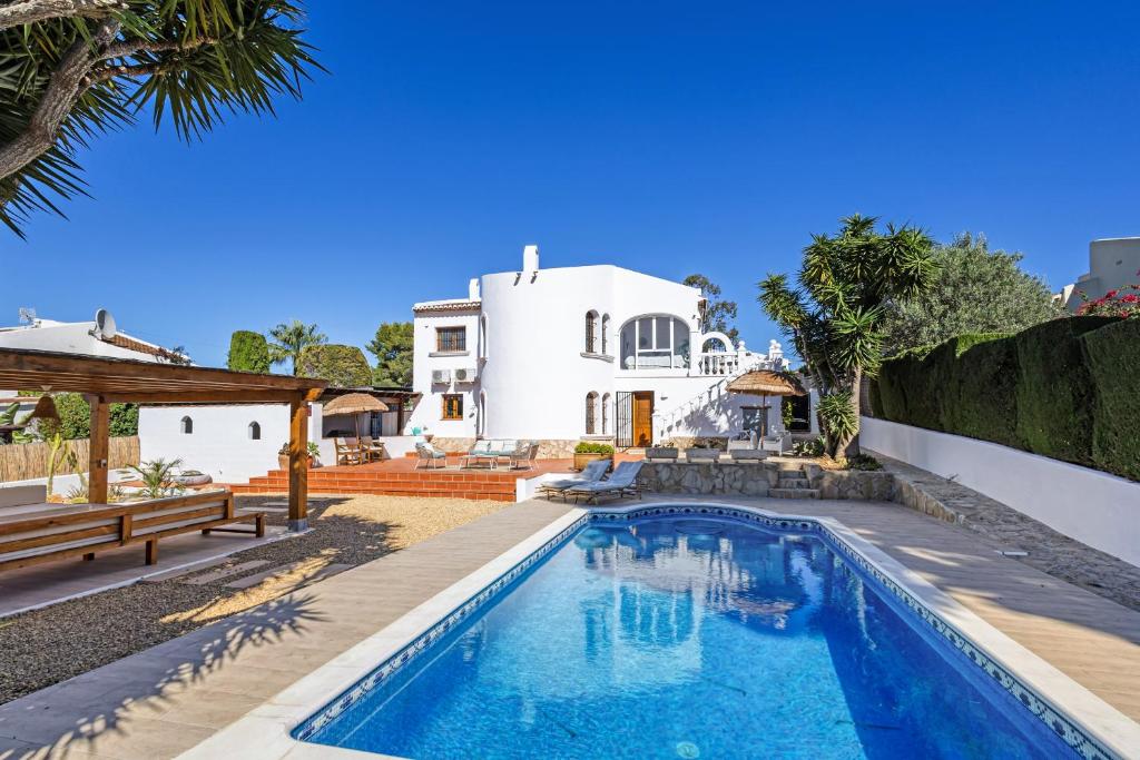 Villa Festina Lente