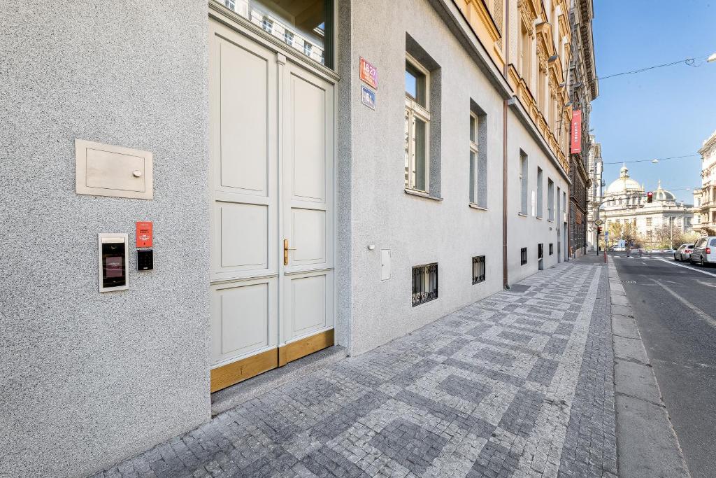 City Pop 2Night Prague - Self check-in - Resim 44