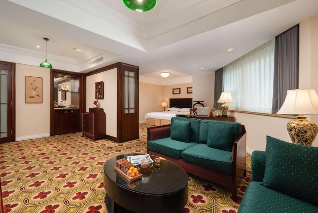 Posezení v ubytování Ramada Plaza Optics Valley Hotel Wuhan (Best of Ramada Worldwide)