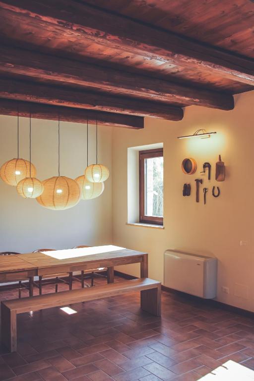 Stolní tenis v ubytování Agriturismo Scala - Eco Boutique B&B nebo okolí