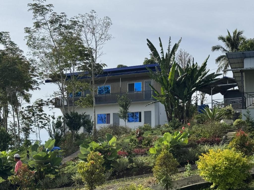 Κήπος έξω από το Helens Mountain Resort