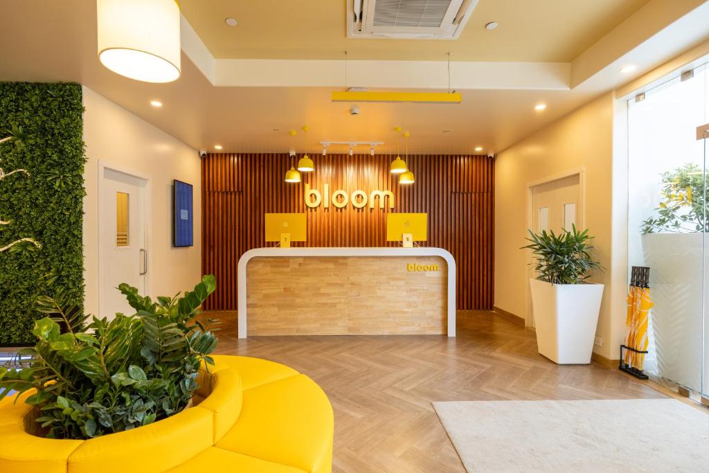 Vstupní hala nebo recepce v ubytování Bloom Hub WEH Andheri