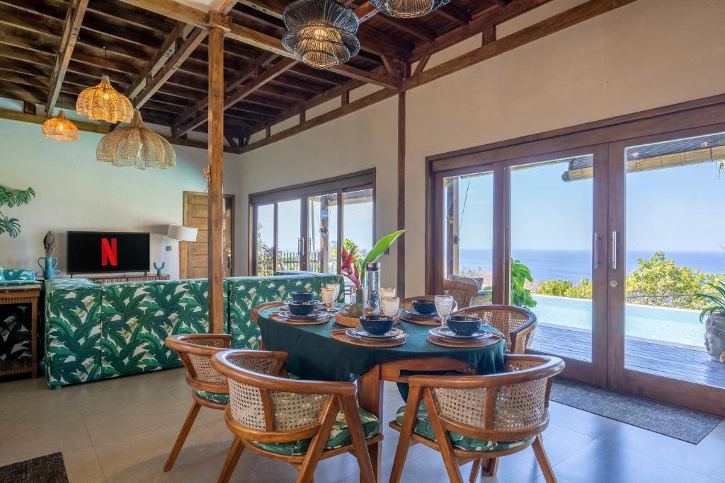 Loodusmaastik palkmajakese lähedal