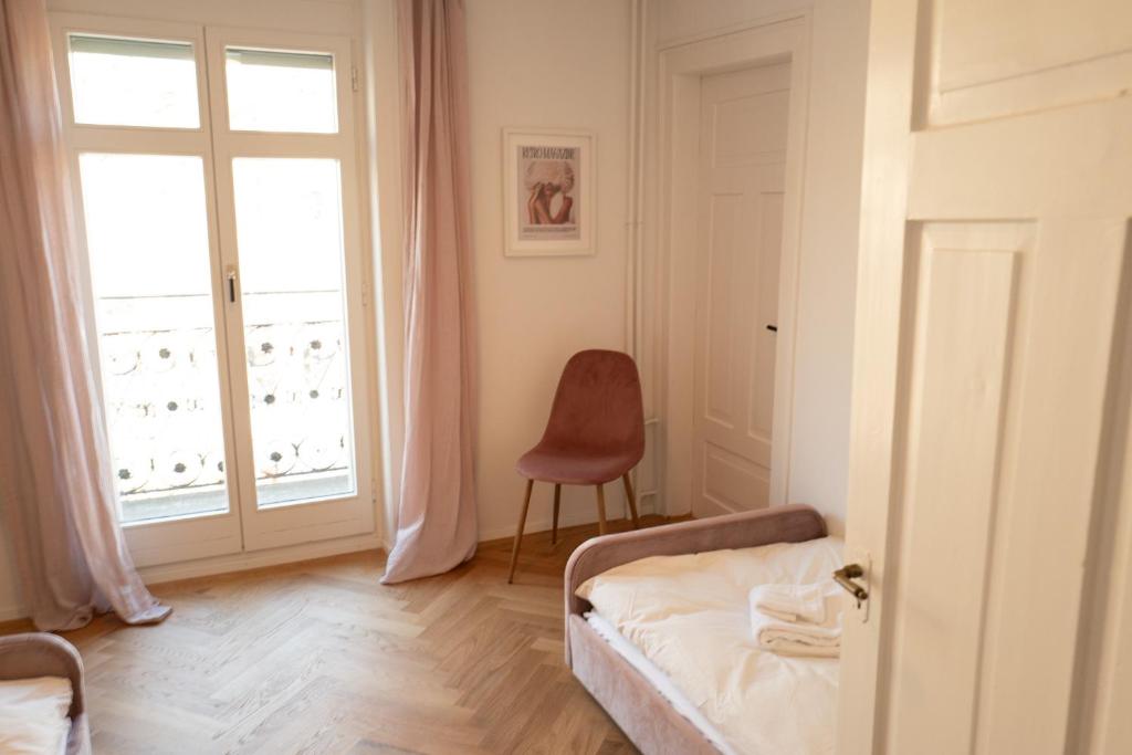 Rose Suite - Resim 8