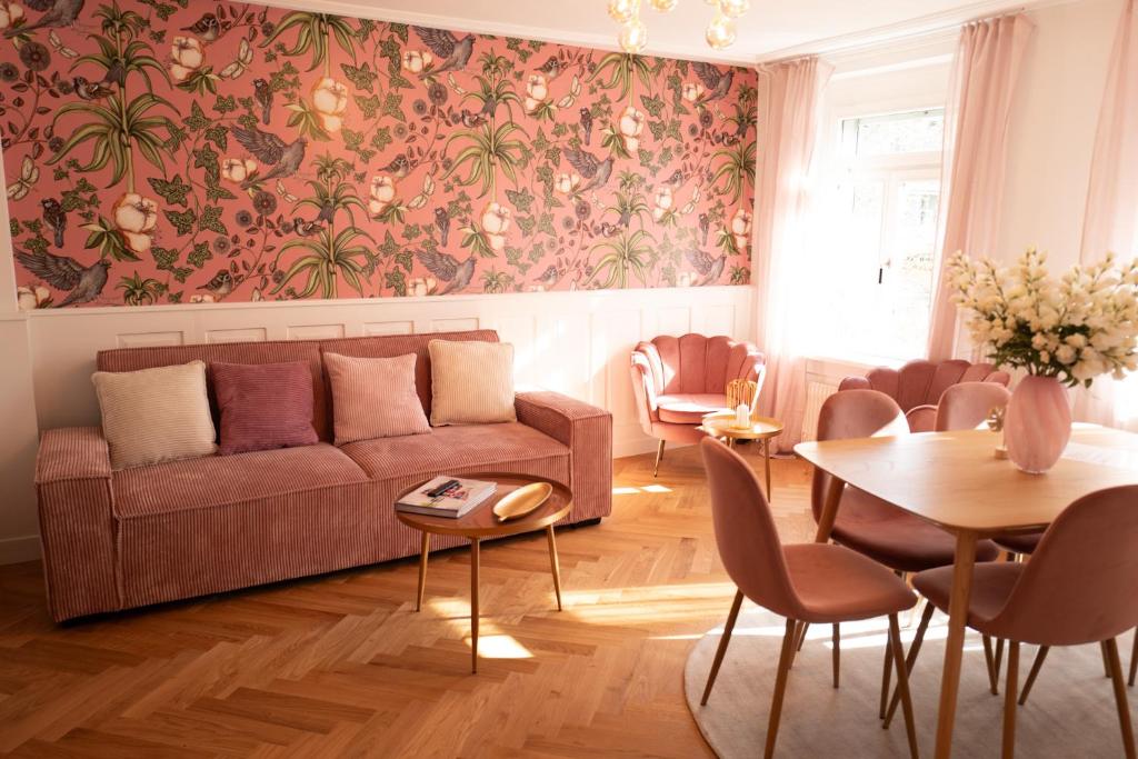 Rose Suite - Resim 4