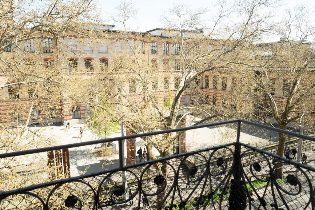 Rose Suite - Resim 31