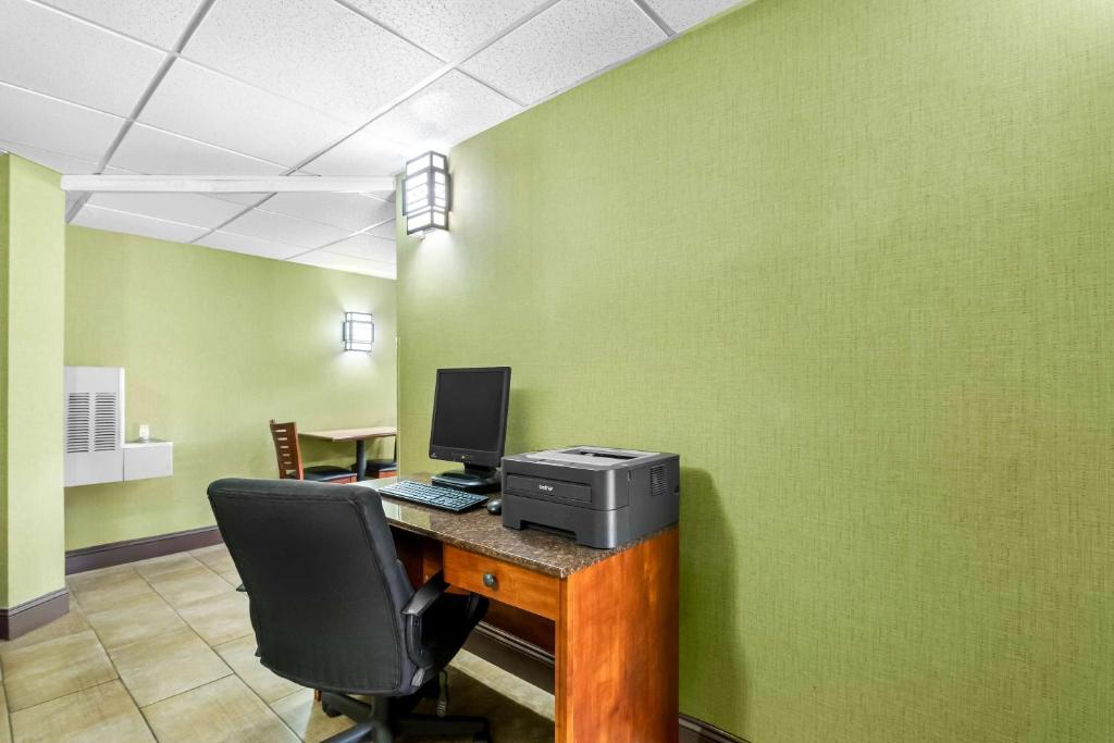 Quality Inn Selma - Smithfield photo