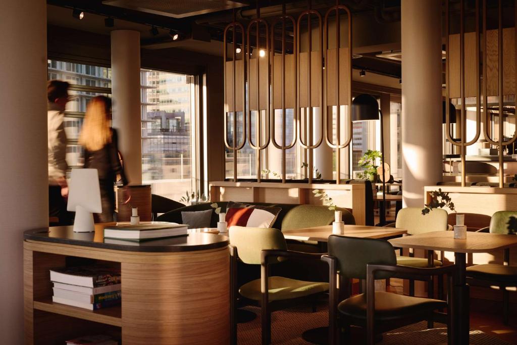 A by Adina Vienna Danube - Resim 25