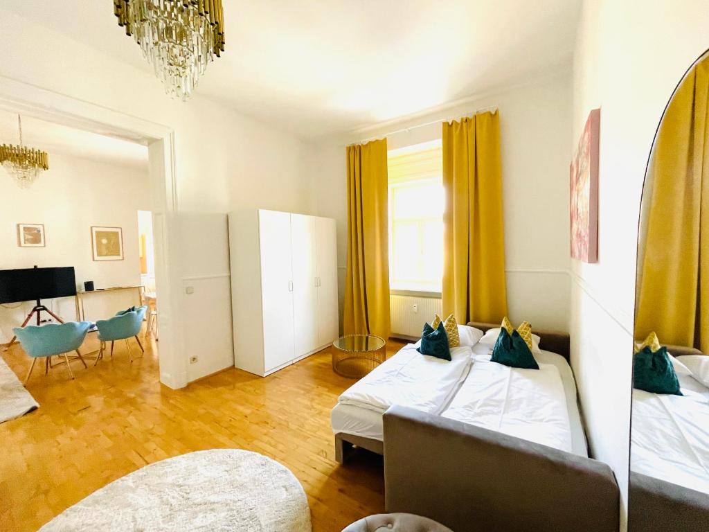 APSTAY City Center Deluxe | FREE Parking | Self Check-in - Resim 15