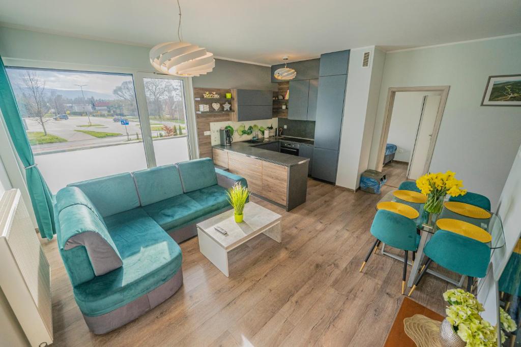 Kuchyňa alebo kuchynka v ubytovaní Apartament w Cieplicach