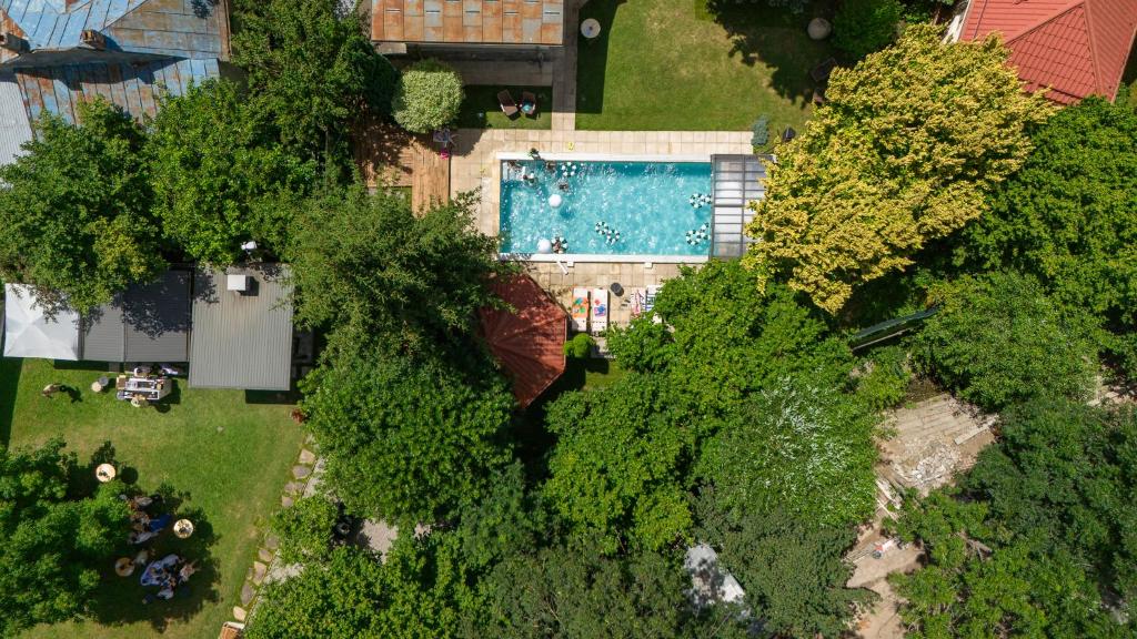 Bazén v ubytování Zaivan Retreat nebo v jeho okolí